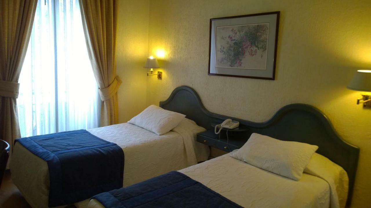 Hotel Riviera Santiago Luaran gambar