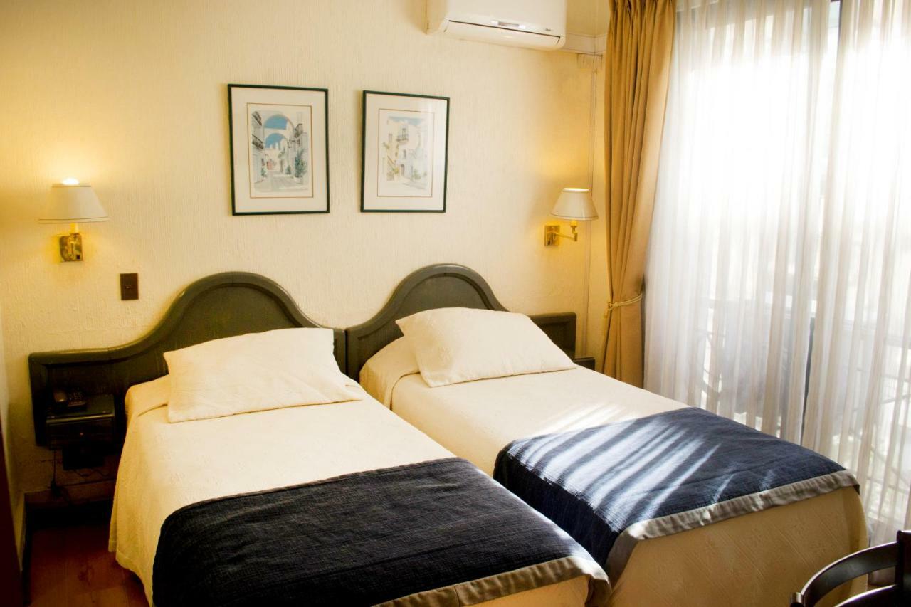 Hotel Riviera Santiago Luaran gambar